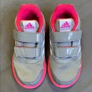 Cute Toddler Size 9.5 Grey and Pink Adidas!